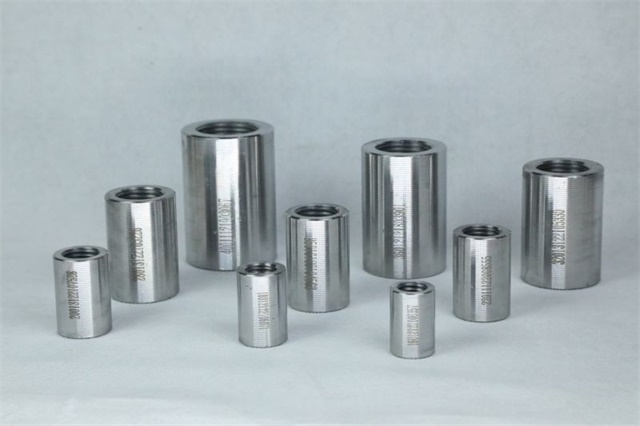 江西直螺纹钢筋套筒规格型号